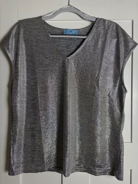 CeCe Metallic Silver V-Neck Tank Top